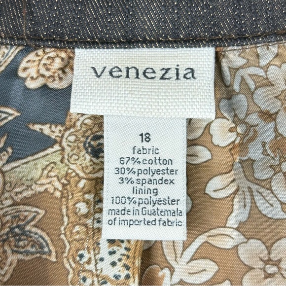 Venezia Women’s Casual Three Button Blazer Size 18 - Picture 3 of 9